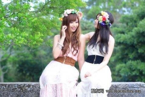 唯美好听的姐妹名字一对两姐妹一左一右